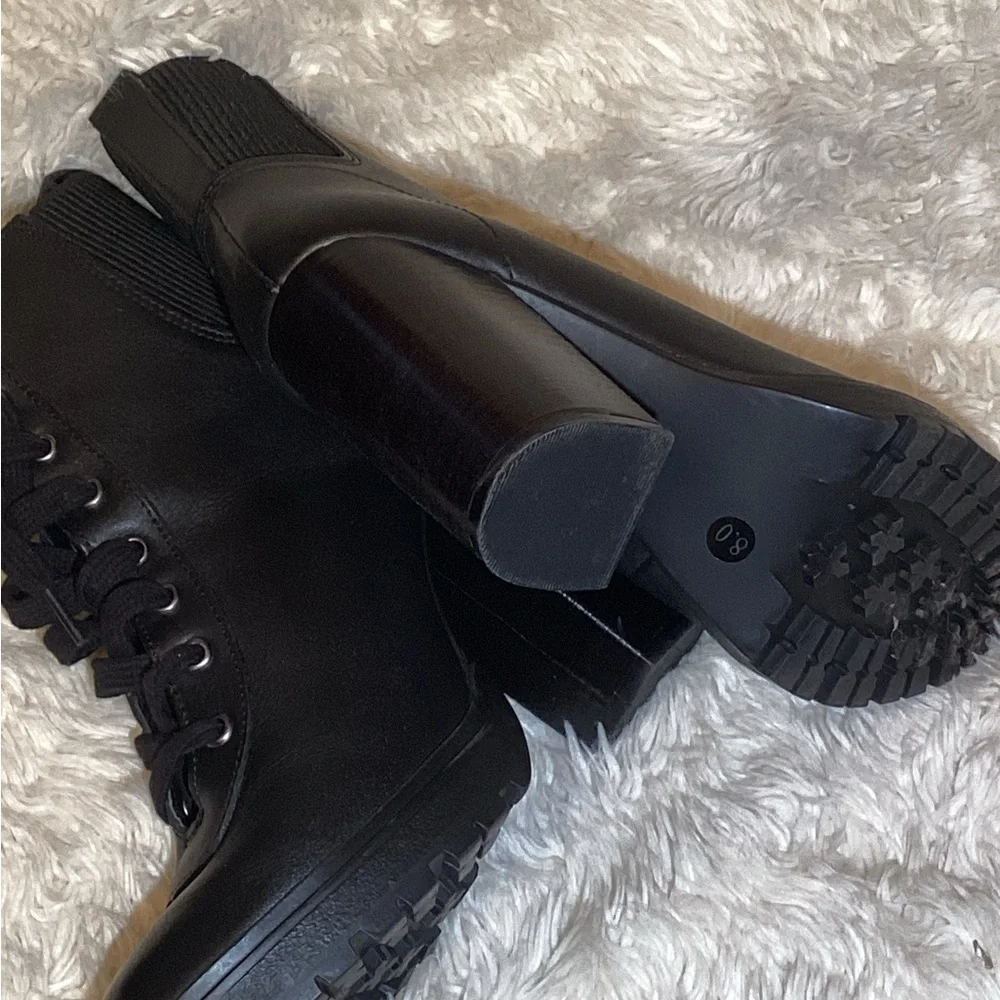 Steve Madden Black Leather High Heel Boots size 8